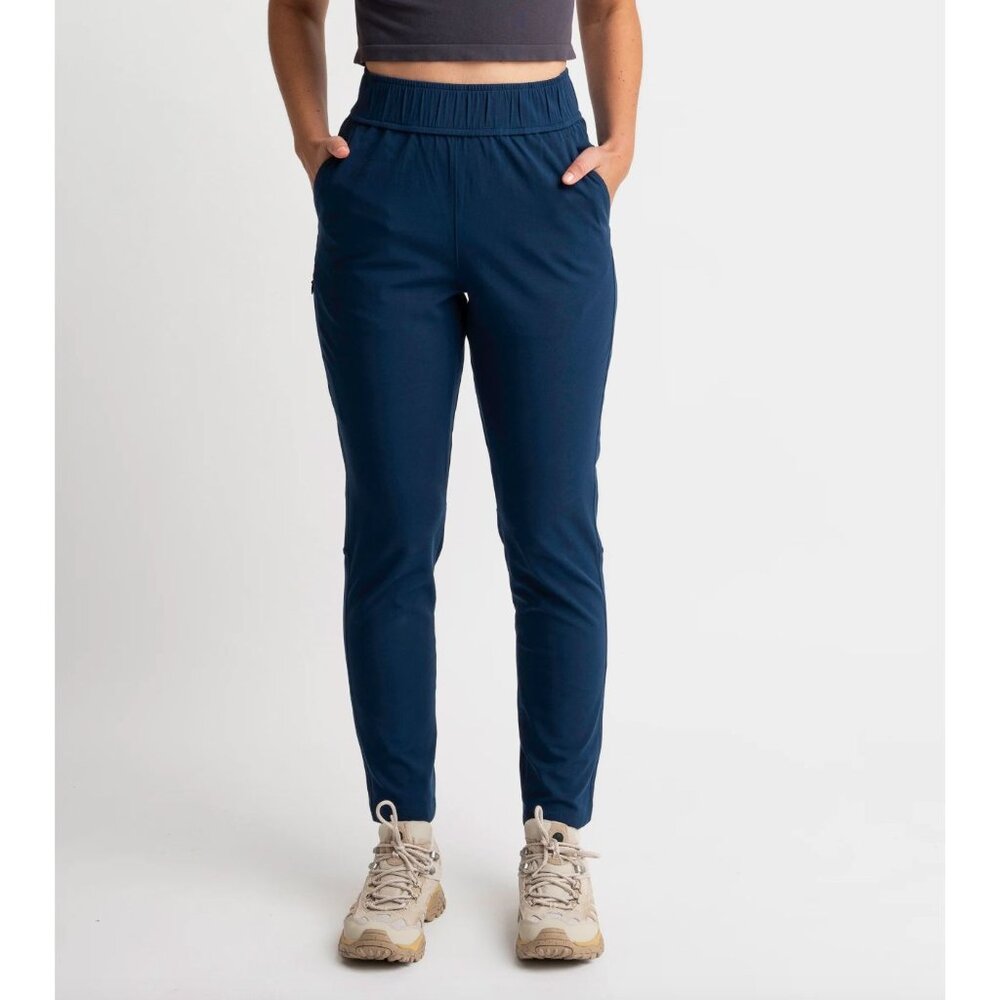 Alder Open Air Hiking Pants 28" in Navy fits like L tag says XL